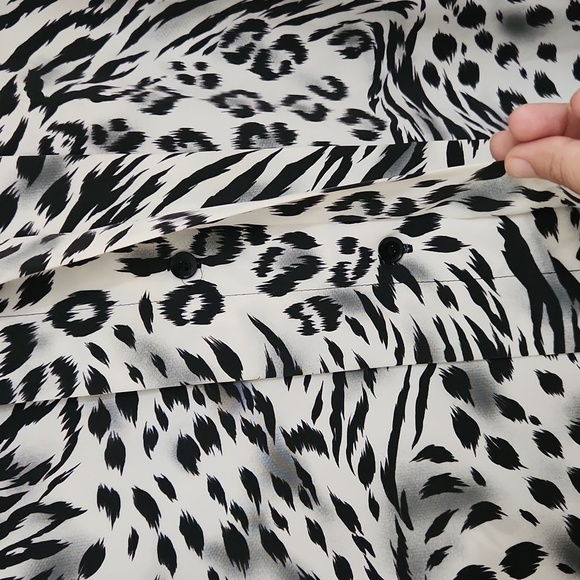 Animal Print Career Formal Blouse Size 14 Hidden Buttons Party Wedding Church - Picture 6 of 9